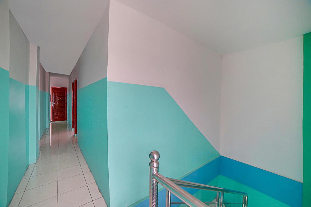 Oyo 90637 Rumah Ni Karo Medan Exterior photo